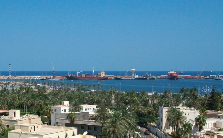  Порт в городе Триполи